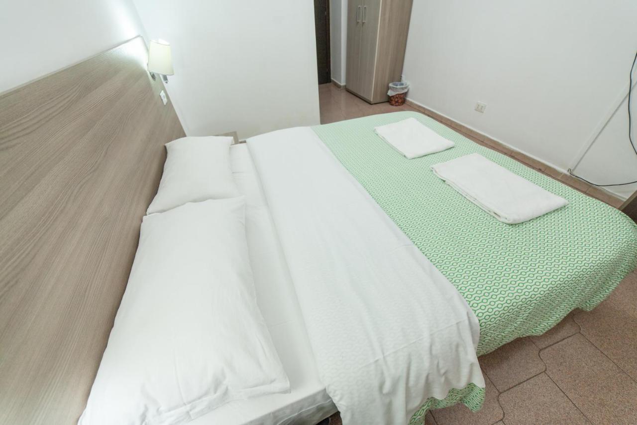 Alojamento de Acomodação e Pequeno-almoço Lemei House Roma